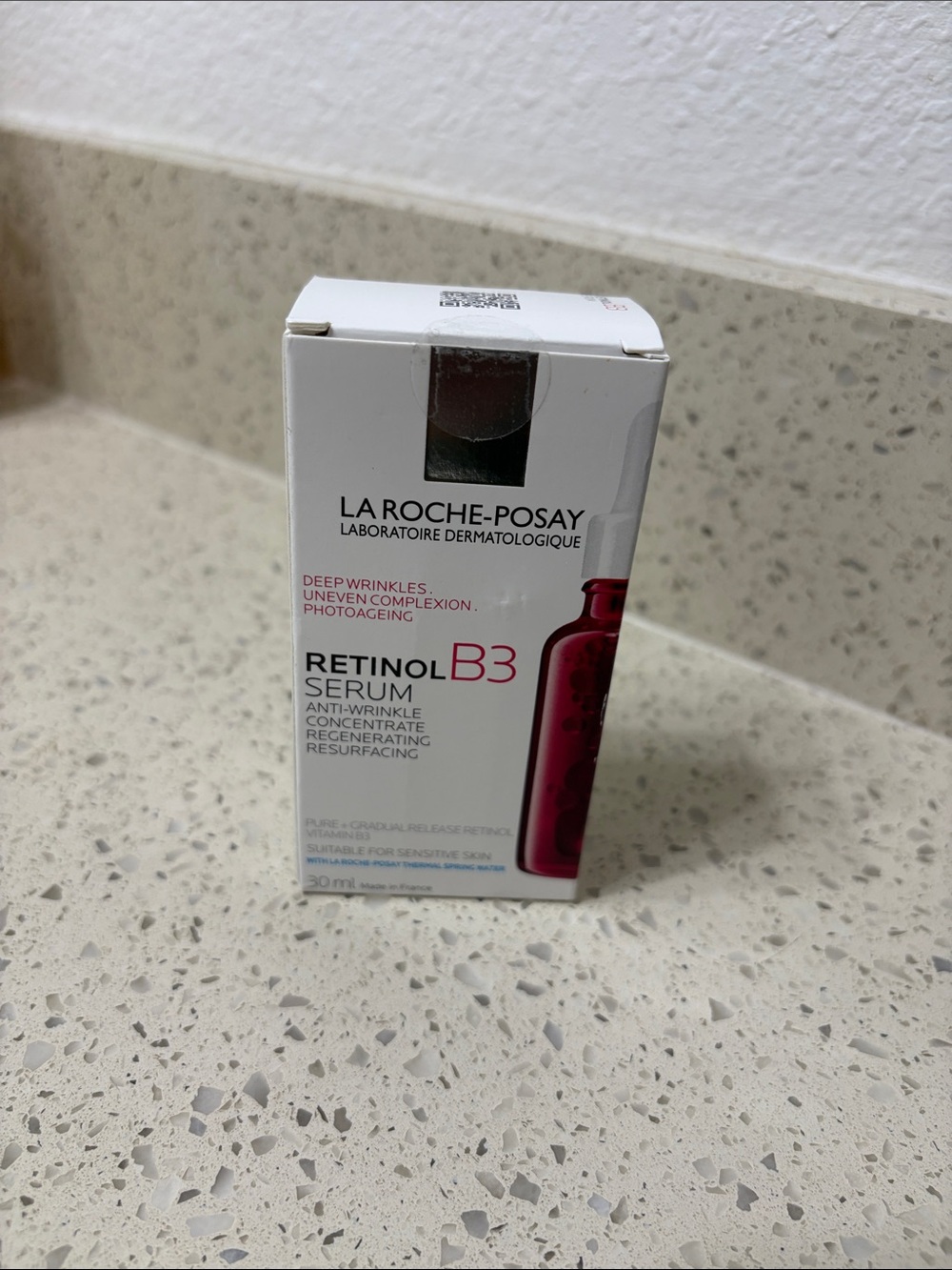 La Roche-Posay Retinol with Vitamin B3 Face Serum - Red